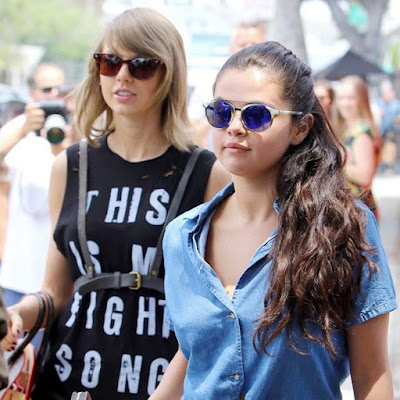 Selena Gomez y Taylor Swift juntas. Son buenas amigas y Selena dice que Taylor es como una hermana mayor para ella..