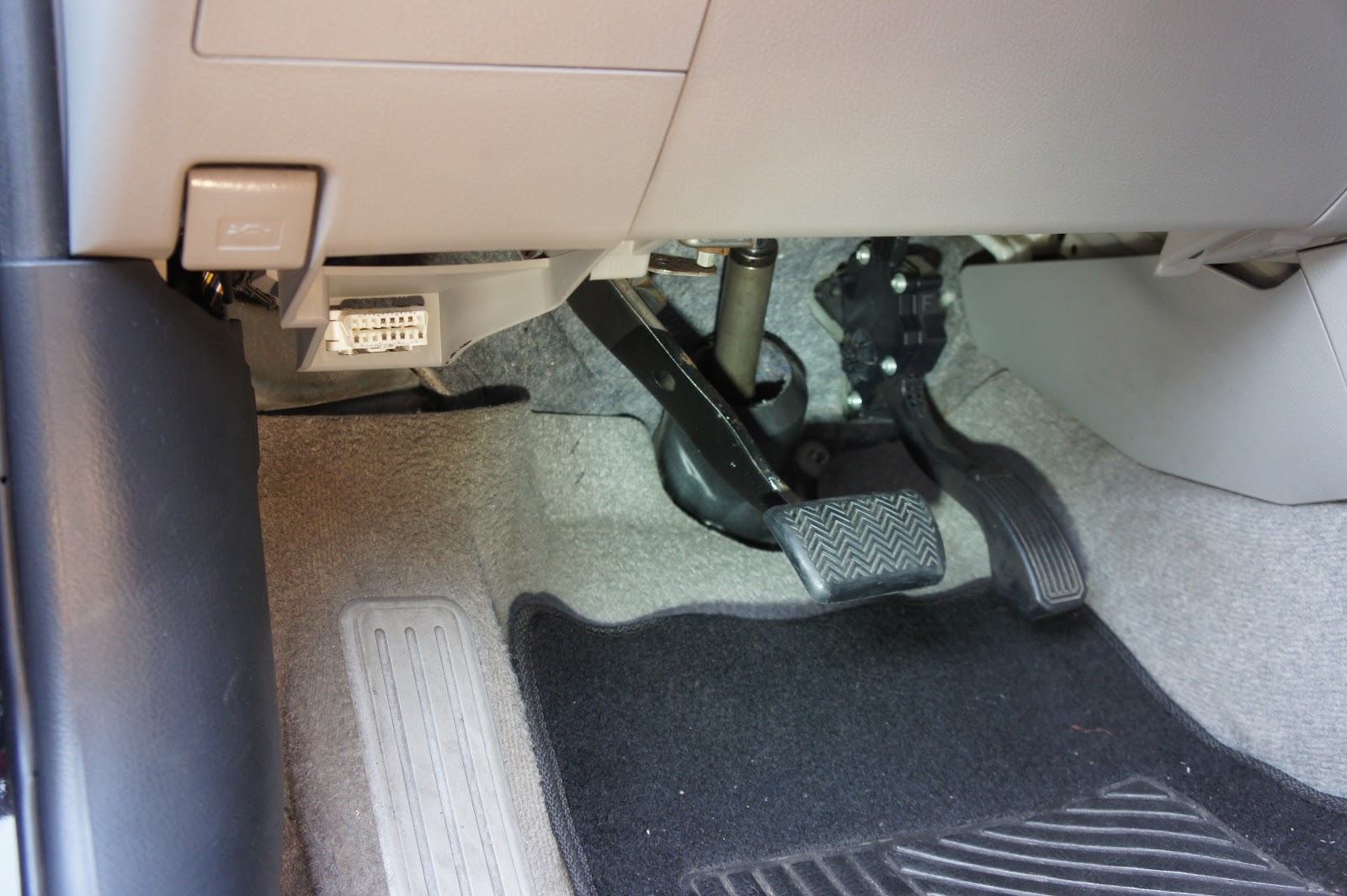 Gps Tracking Device For Cars >> GPS Tracking Device Gps Tracking Device For Cars >> GPS Tracking Device