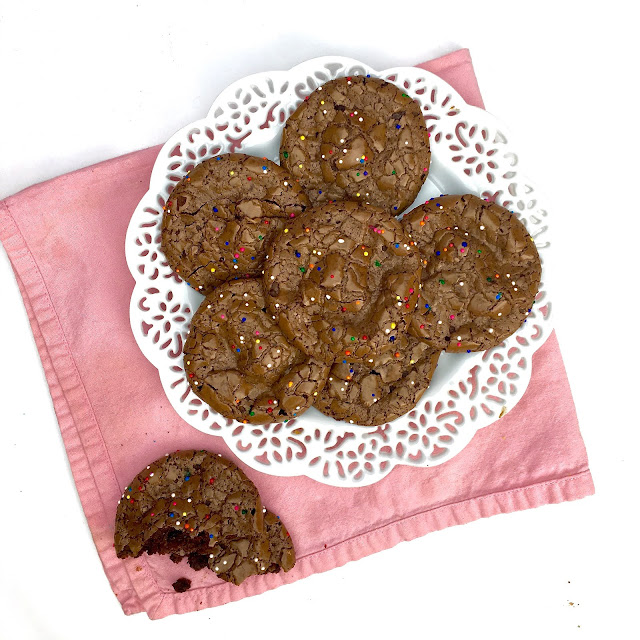 Magic Flourless Chocolate Cookies (LowFat, GlutenFree) The Lindsay Ann