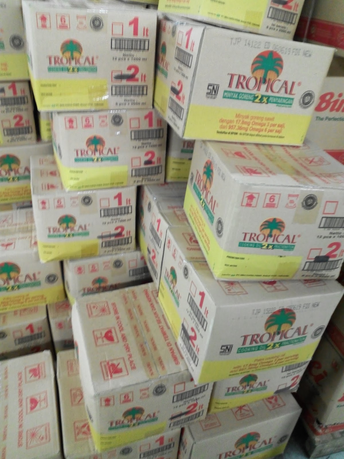 PT BINA KARYA ABADI: MINYAK GORENG TROPICAL