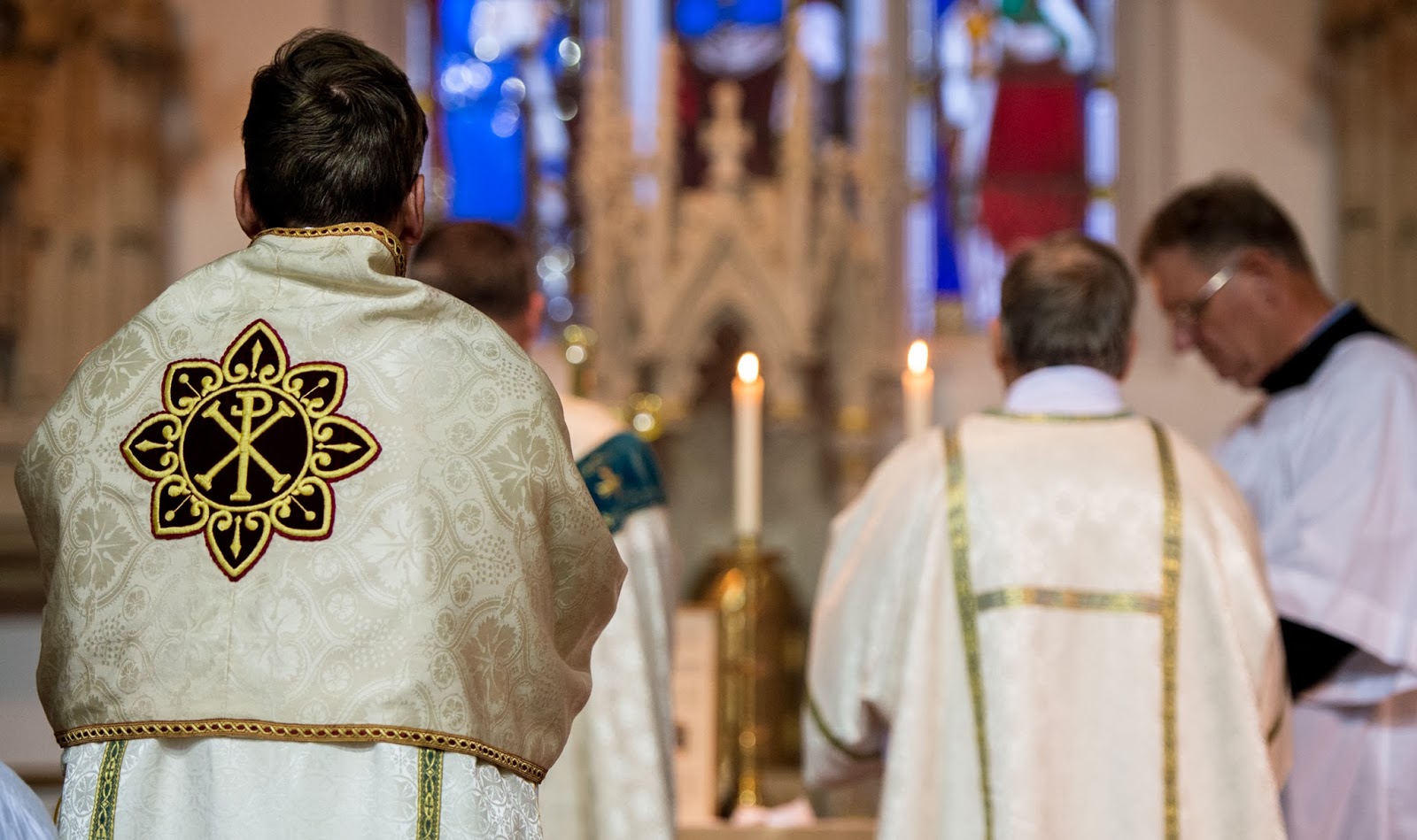 The Traditional Latin Mass in the East of England St. Mary's Louth