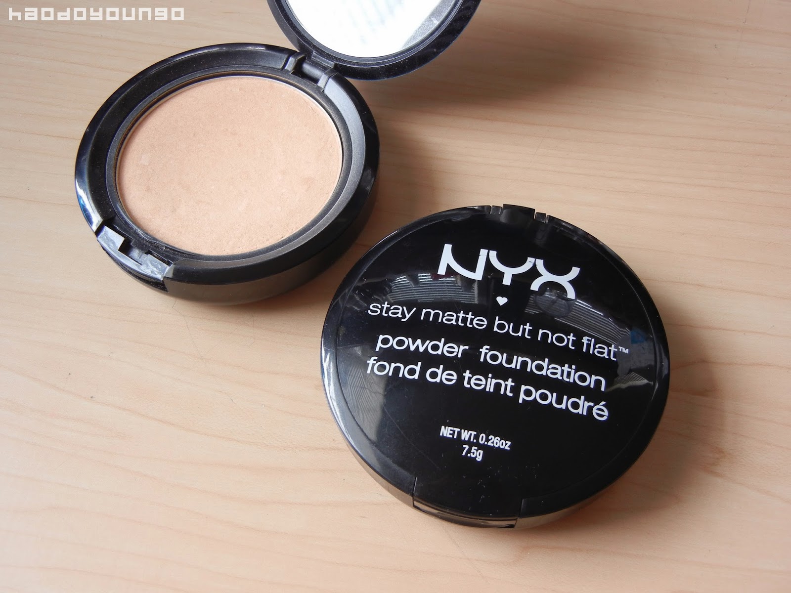 Scheiden kennis speel piano Review & Swatches: NYX Stay Matte Not Flat Powder Foundation in #2 Nude and  #5 Soft Beige | haodoyoungo