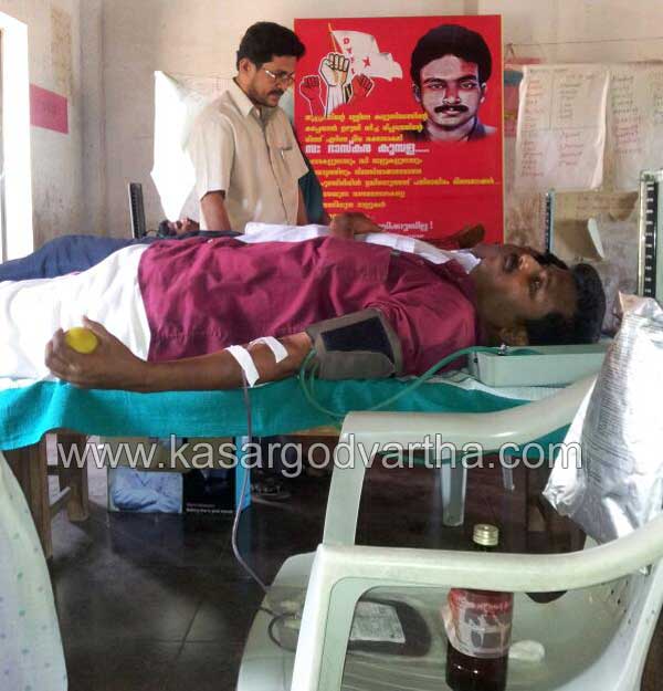 ഡി.വൈ.എഫ്.ഐ. രക്തദാന ക്യാമ്പ് സംഘടിപ്പിച്ചു KasargodVartha Kasaragod