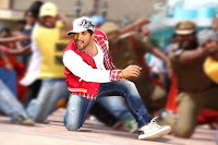 Allu Arjun Julayi Movie Working Stills [Andhrula Music]
