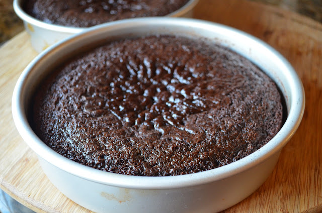 Moist-Chocolate-Cake-With-Ganache-Frosting-Cool-Cake.jpg