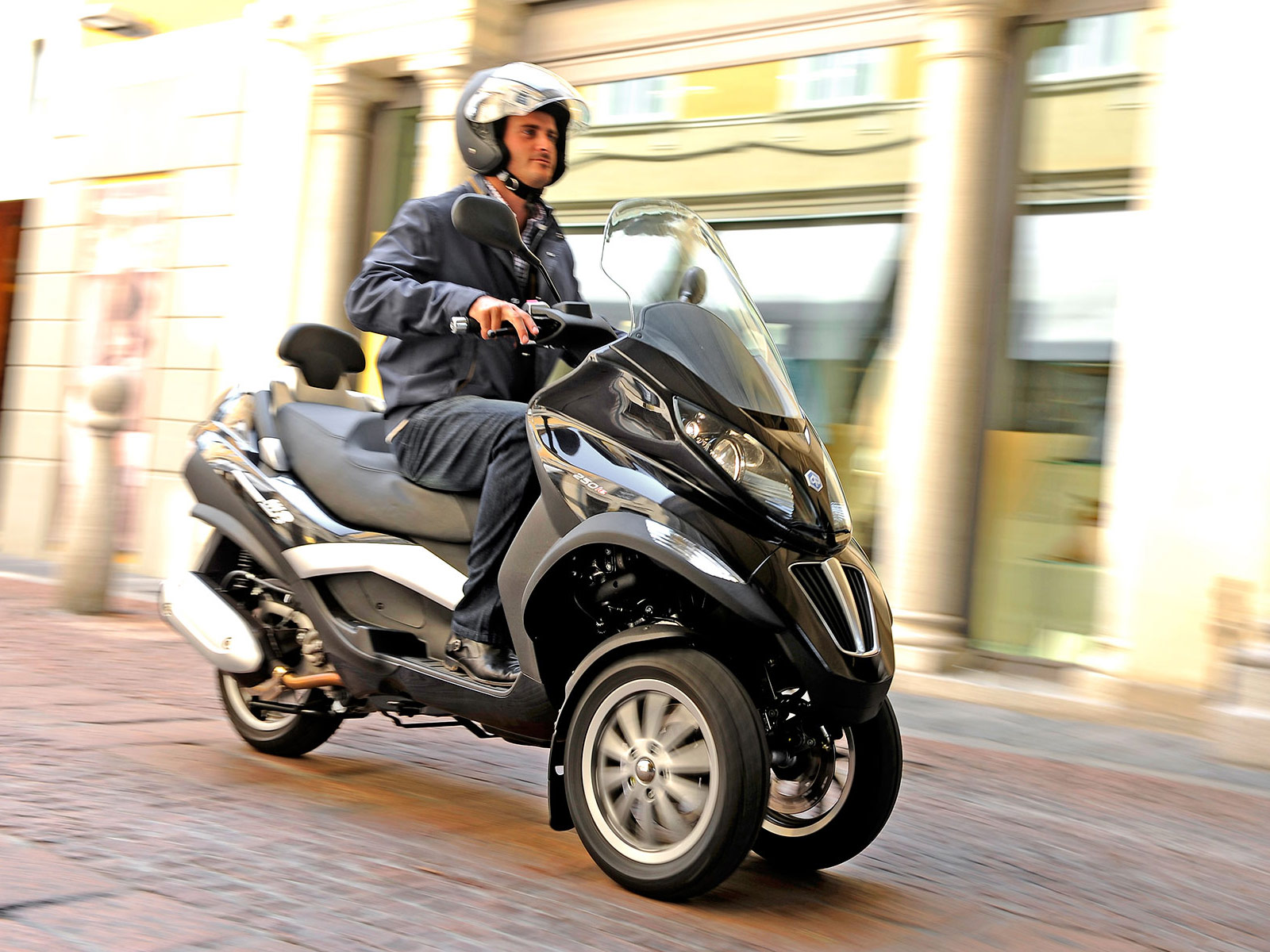 Piaggio m500