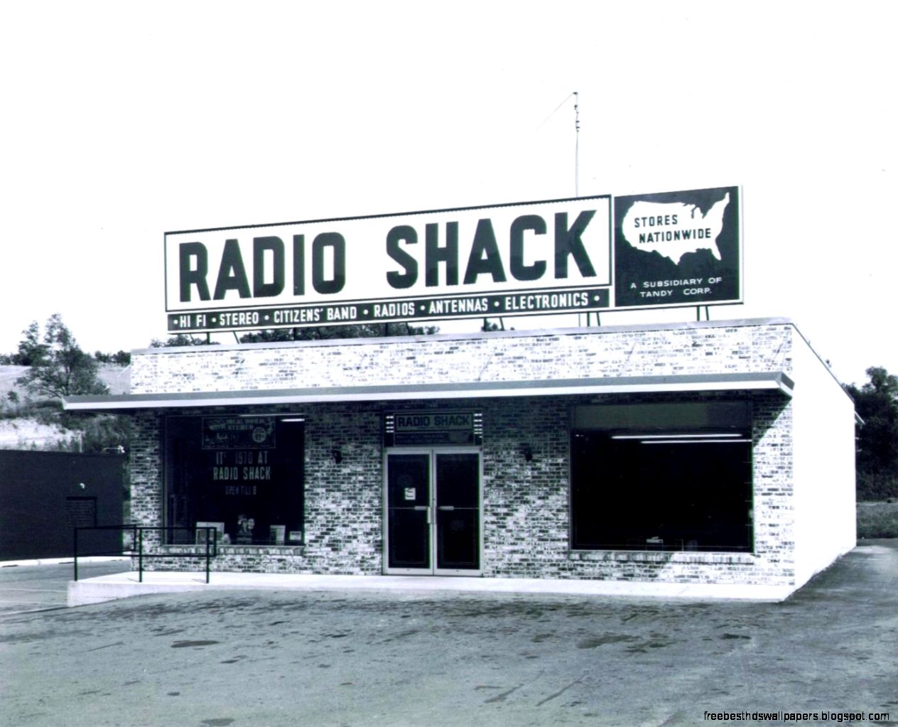 DailyTech   Life in These Batteries What RadioShack39s History