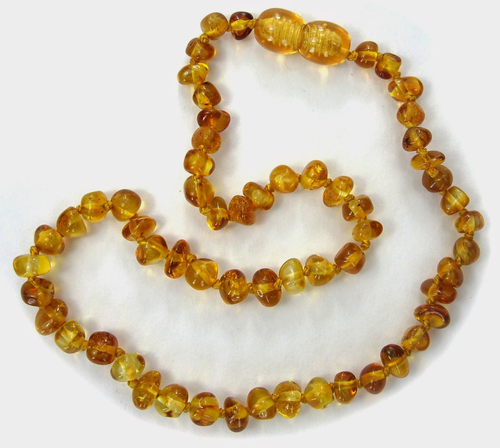 MarksvilleandMe: BALTIC AMBER TEETHING NECKLACE Review