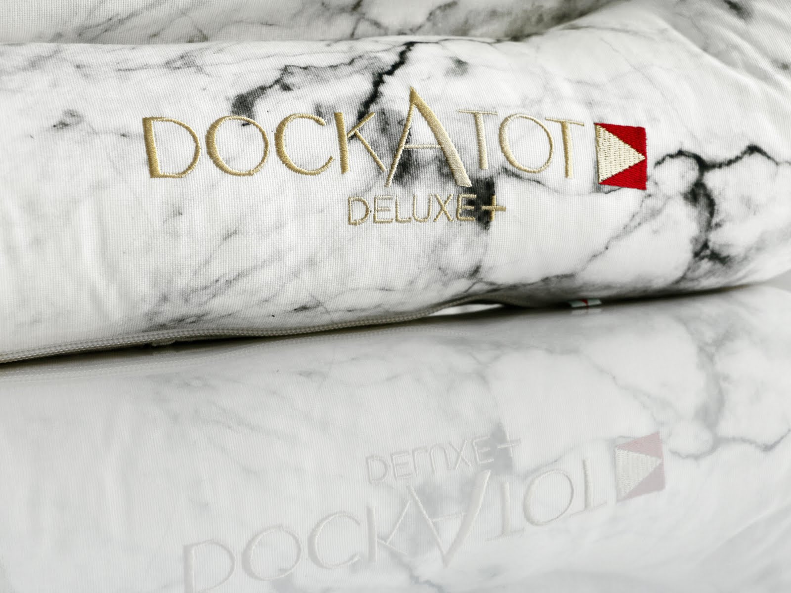 Dockatot-Deluxe-Dock-Carrara-Marble-Vivi-Brizuela