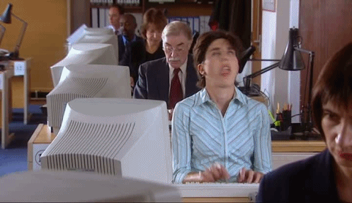 10. Quando seu computador trava na hora que você está mais apurado