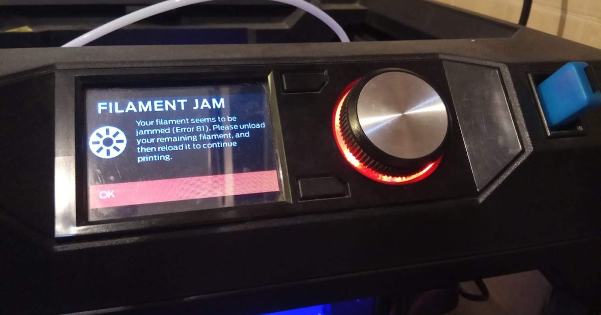 מייקינג תקלה במדפסת מייקרבוט MakerBot Replicator Filament Jam