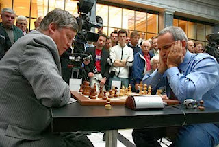 Kasparov vs Karpov à la télévision © Chess & Strategy