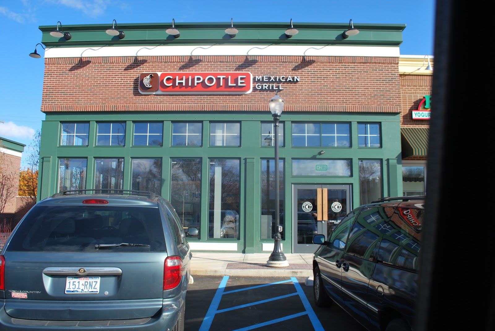 Chipotle opens in Munster