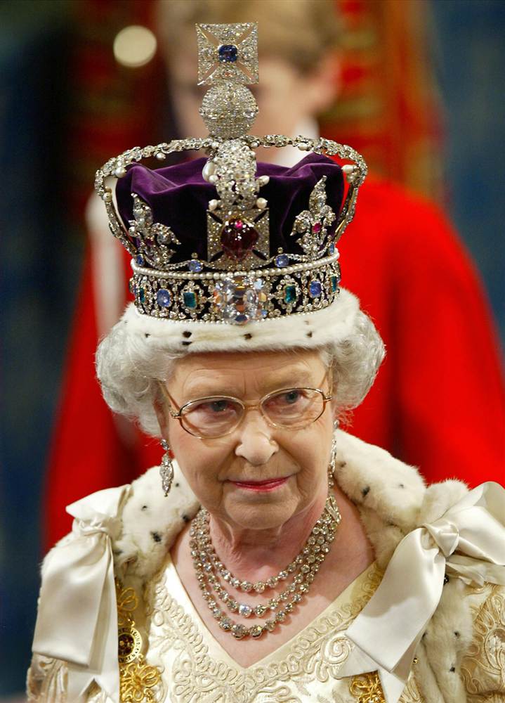 Crown jewels. Queen Elizabeth