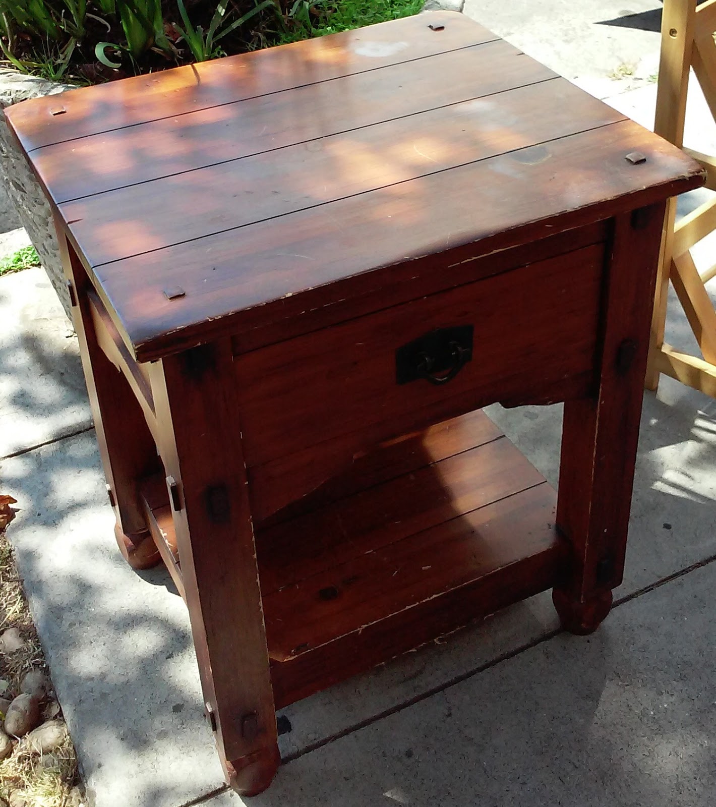 UHURU FURNITURE & COLLECTIBLES SOLD Rustic Pine End Table 40