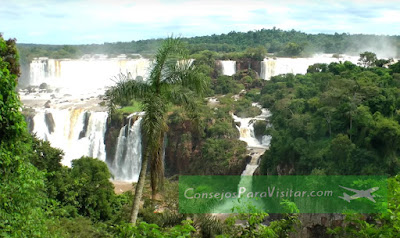 Parque Nacional Iguazú: Cataratas y Selva