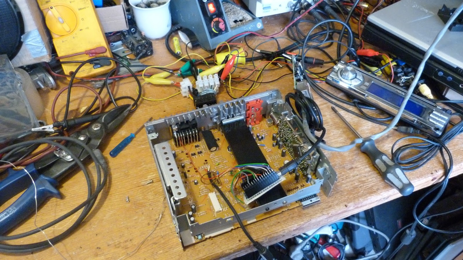 Säätö Lärä: Modding car stereo head unit with Arduino and ...