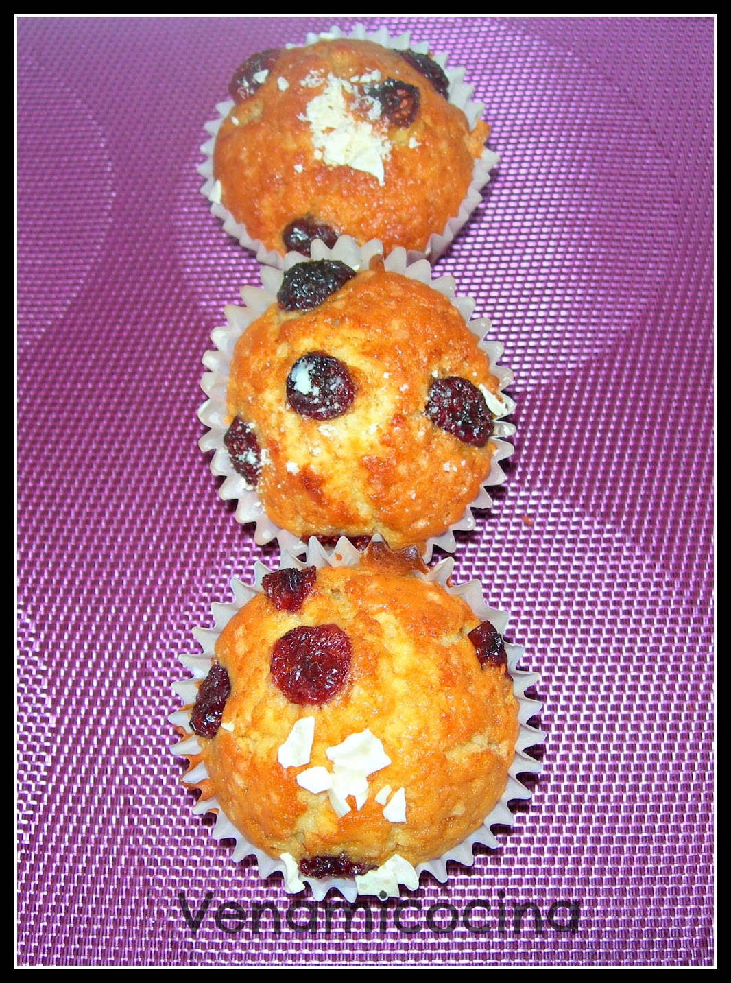 Ven a mi cocina MUFFINS DE ARANDANOS Y CHOCOLATE BLANCO
