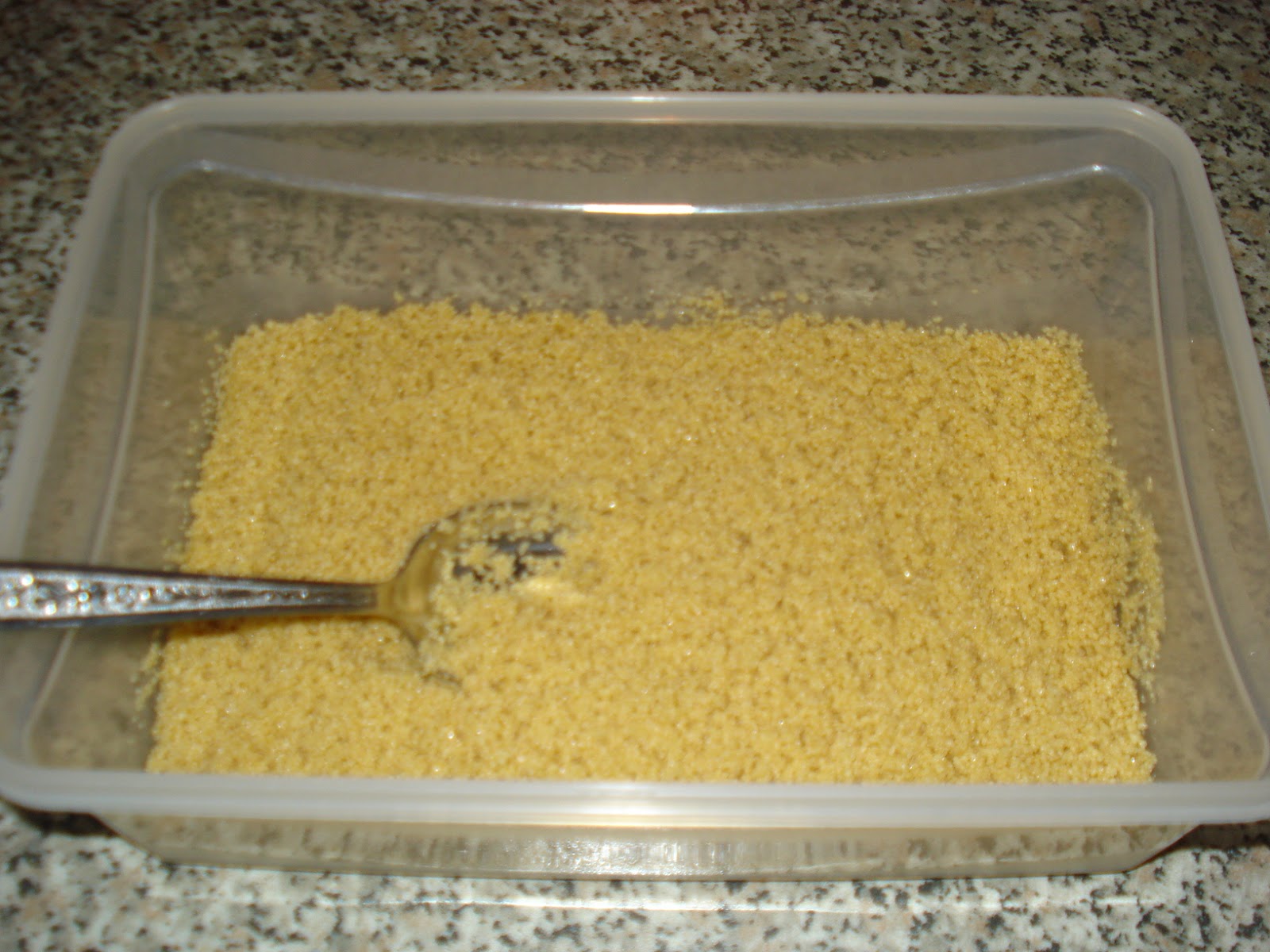 ПРОСТО ЕДНА ЩАСТЛИВА ЖЕНА: Рецепта за кус кус