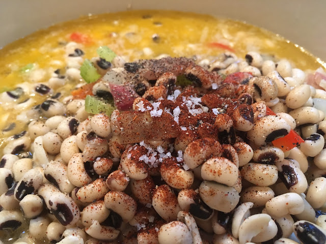 A modern classic Hoppin' John recipe - A Southern New Year's Tradition | The Lowcountry Lady 