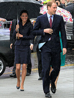  Prince William Wedding News: Prince William and Kate Middleton brave rain