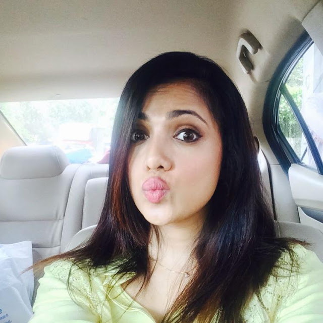 Check out a new hairstyle of Shilpa Anand