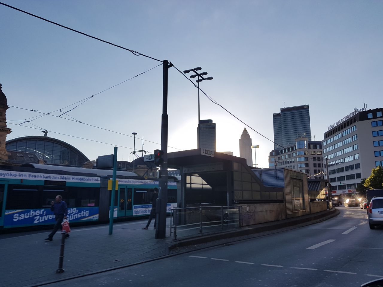 Food Hot Spots In Frankfurt Golden Shimmer Mode Und Lifestyle