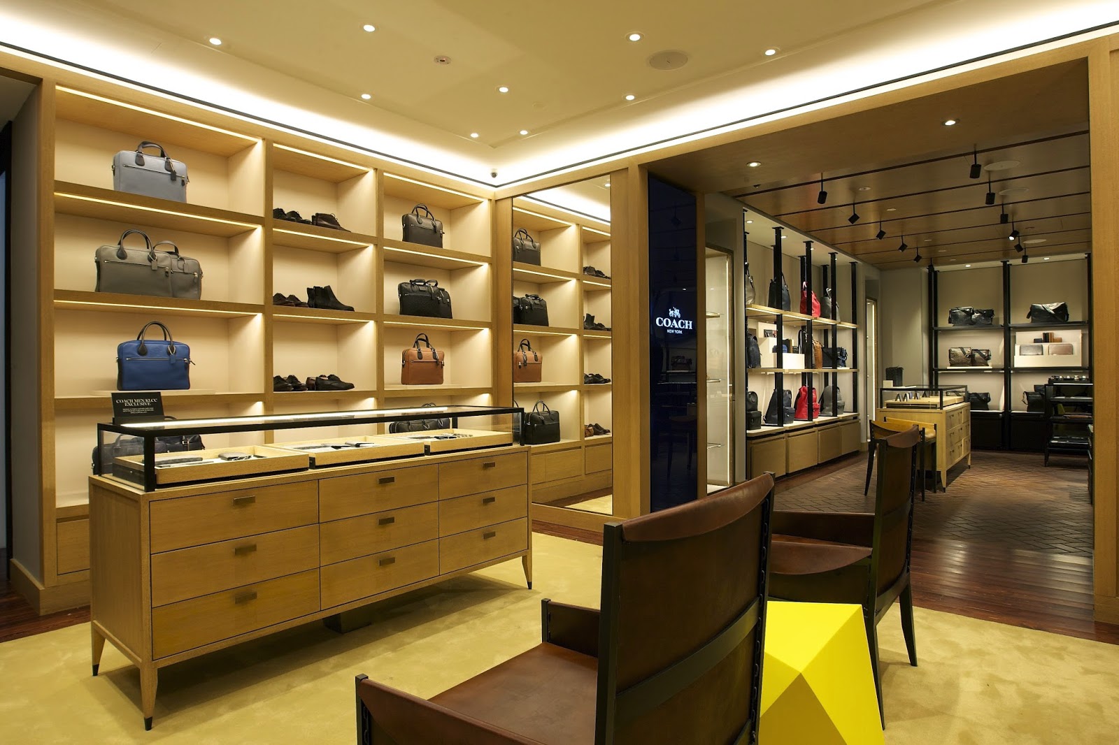 Men's Luxury Boutique Tracking IUCN Water