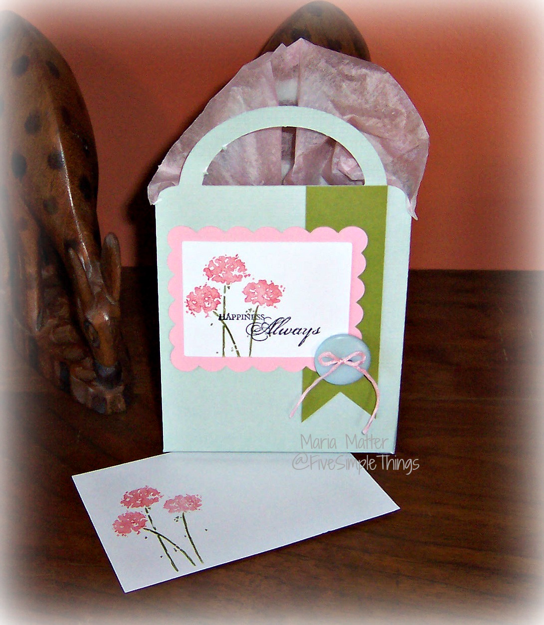 Five Simple Things Cricut gift bag a pretty way to present a gift card