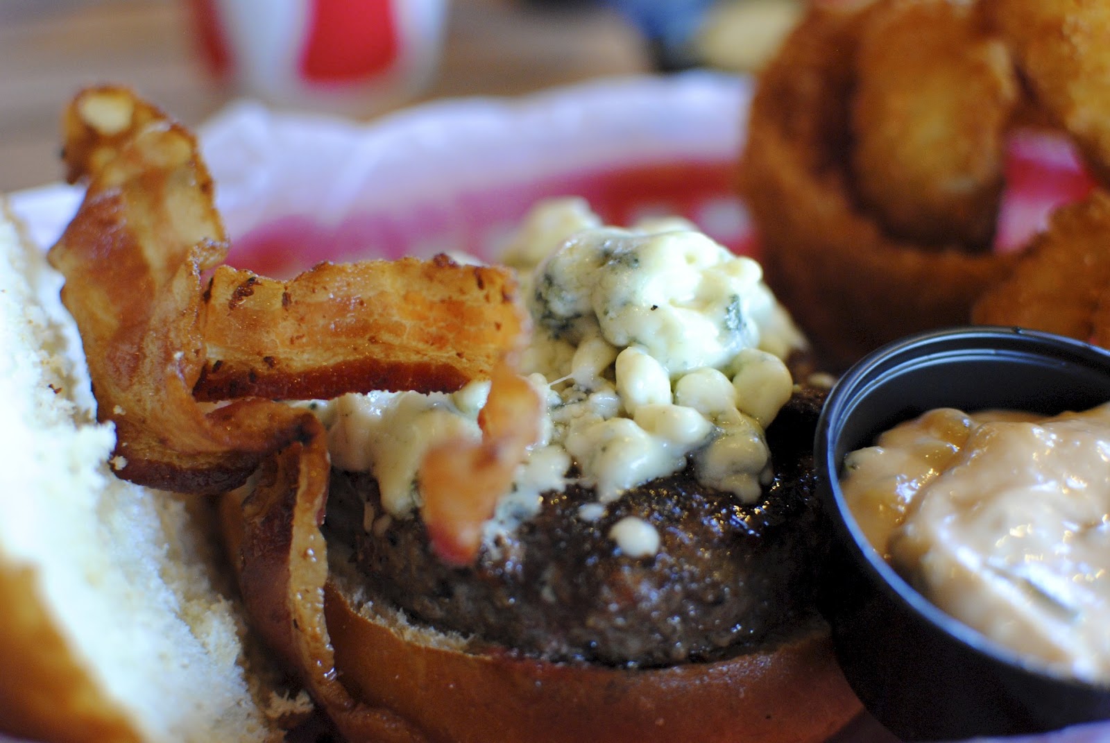 Burgers and Brews Food Reviews Doghouse Gourmet Burgers, Downingtown, Pa.