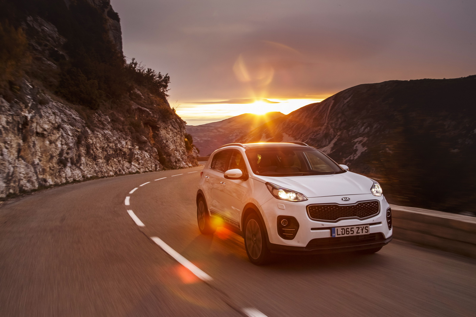 New Kia Sportage Detailed In Huge Gallery [354 Pics]