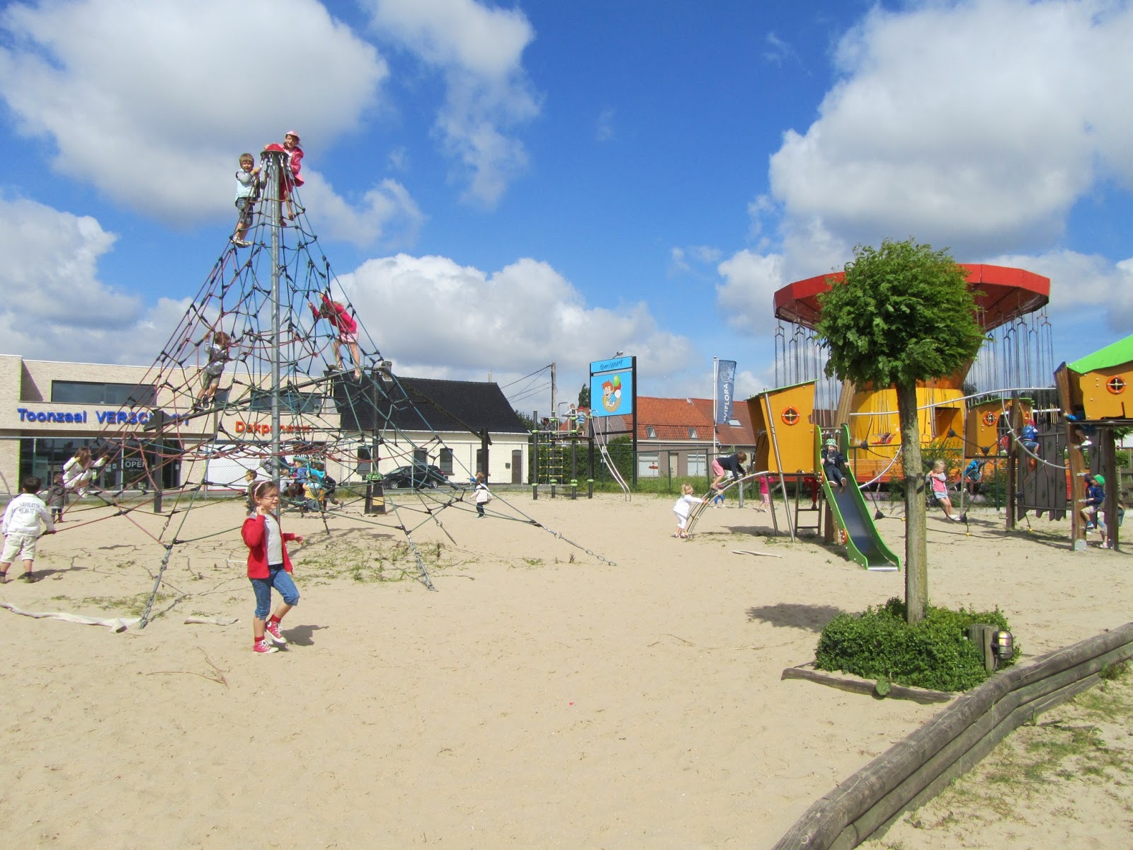 Vissenklas: Op schoolreis naar Aviflora!