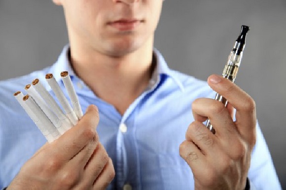 Thuốc lá điện tử có gây nghiện như thuốc lá không? Thuoc%2Bla%2Bdien%2Btu%2Bho%2Btro%2Bcai%2Bthuoc%2Bhieu%2Bqua