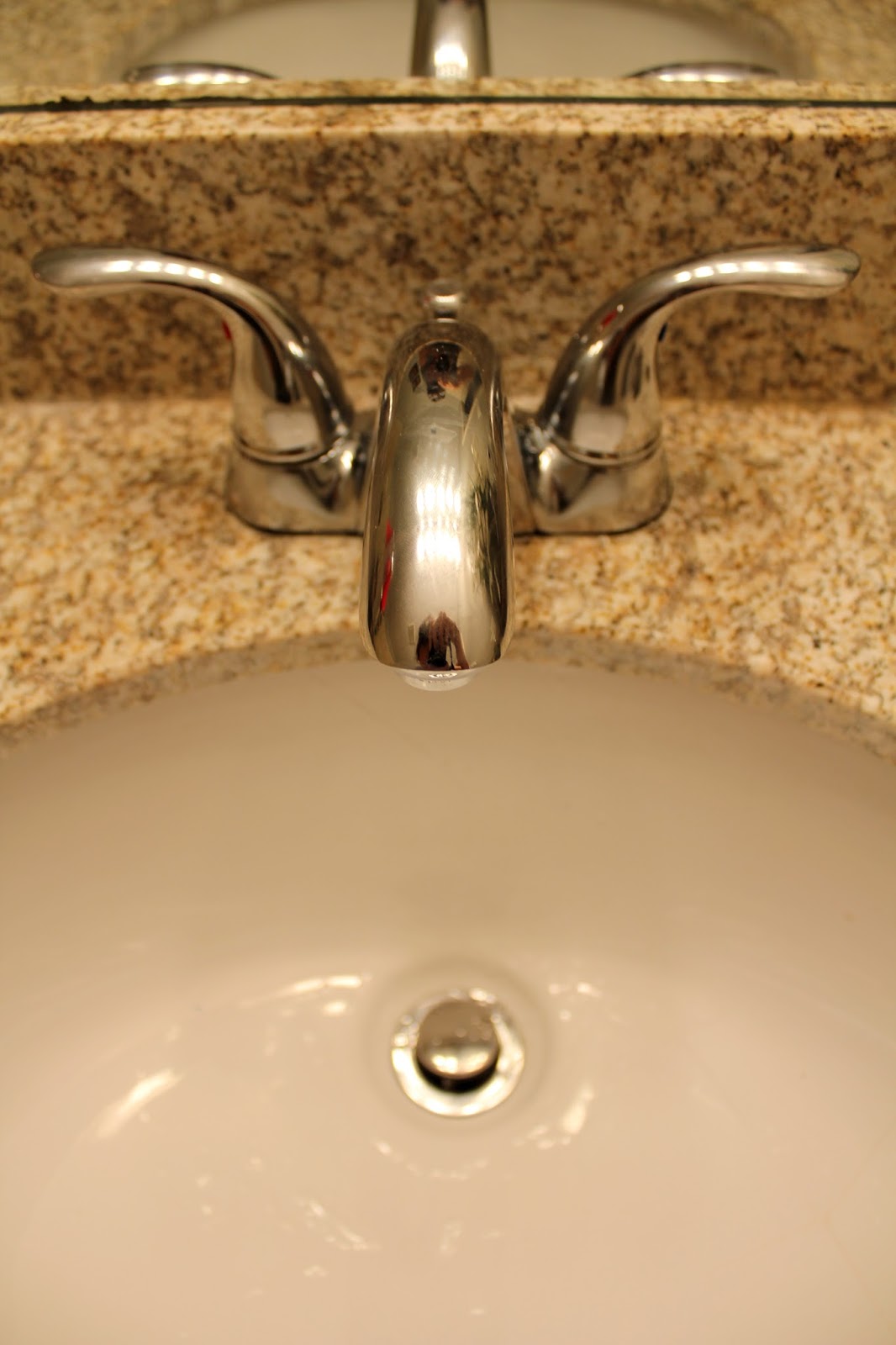 homevolution {Drip, drip} New bathroom faucet