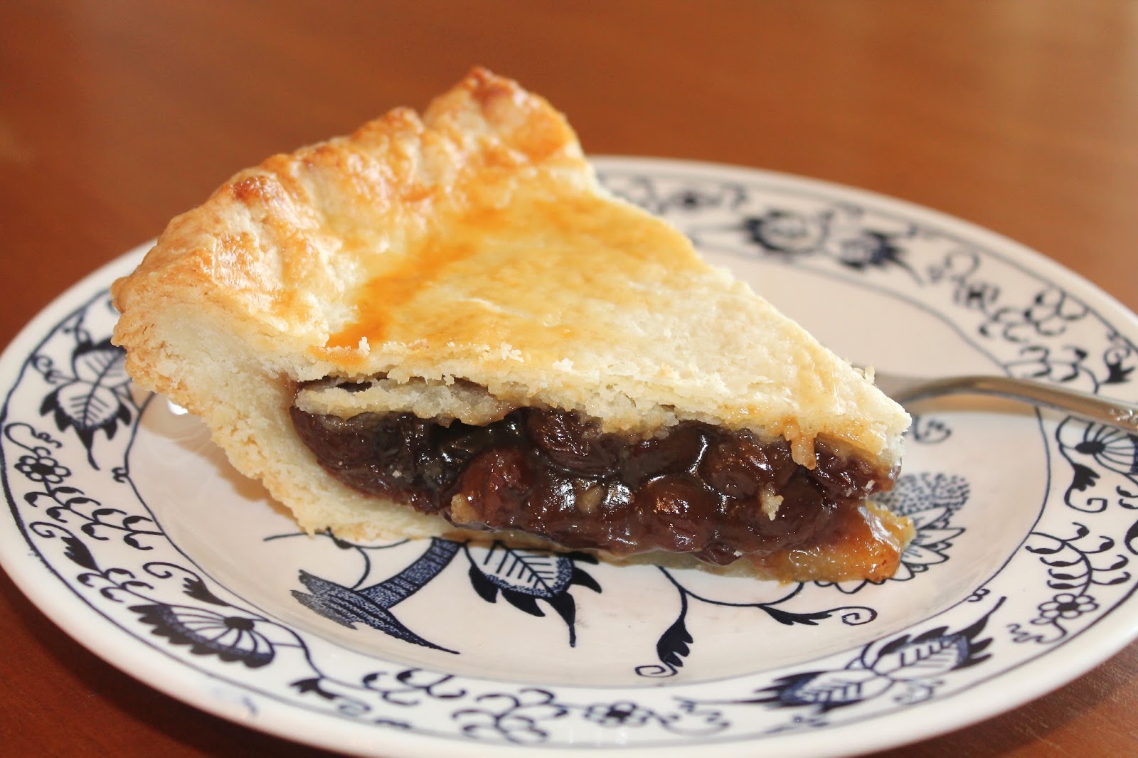 Savory Moments Raisin pie