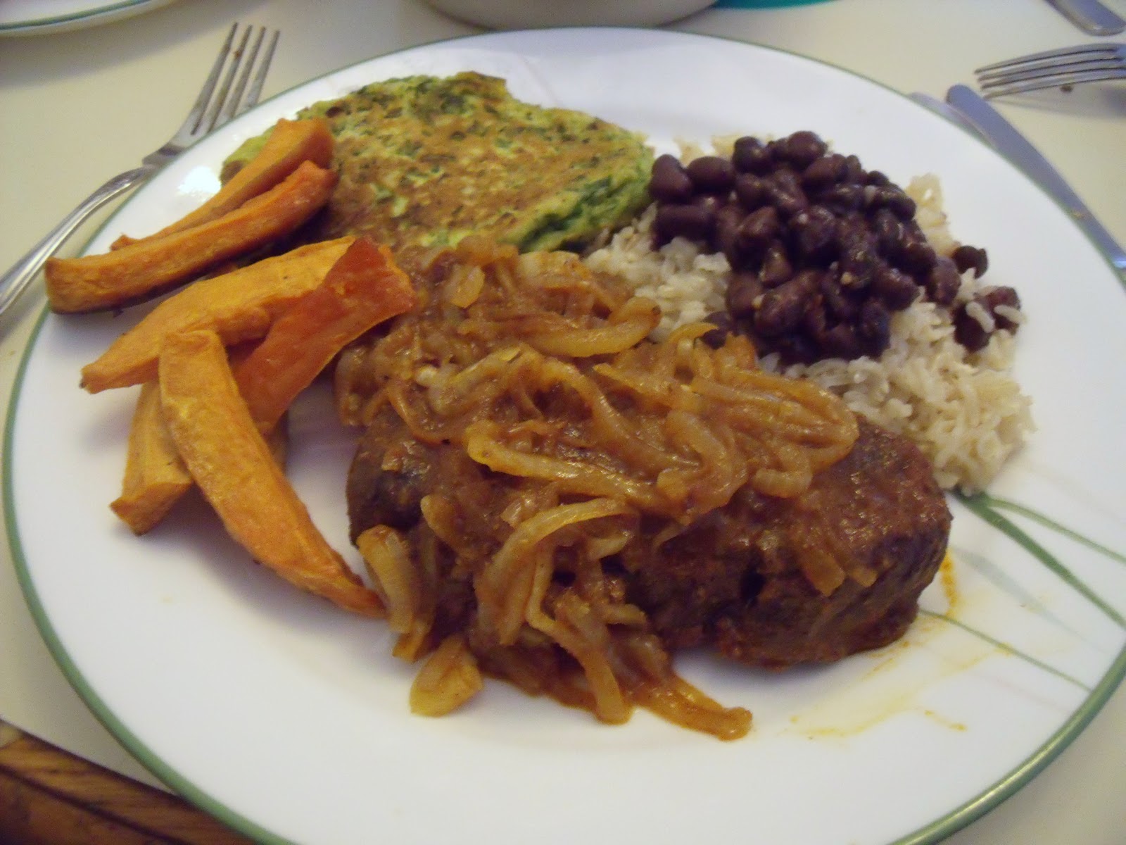 Pooka's What's for Dinner: Onion Smothered Steak (Bistec Encebollado)