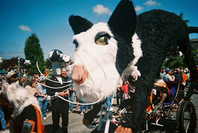 photo of Kinetic Sculpture Race - From Arcata to Ferndale Thru Eureka on Bicycle Powered Art Machines