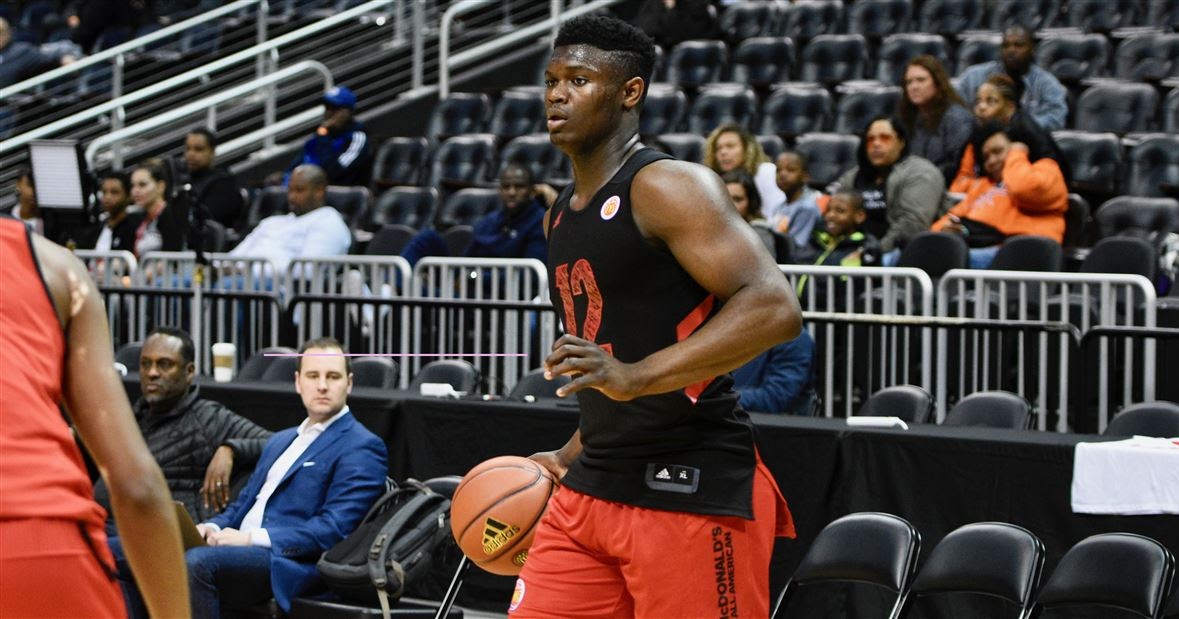 Zion Williamson sets Duke vertical leap record carrying