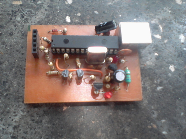 The Custom Made: Homemade Pickit2 lite