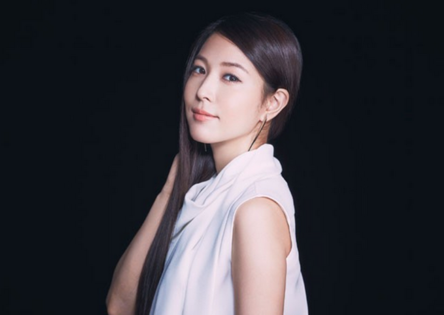Triangle Wheel translation 140903 Mora Interview