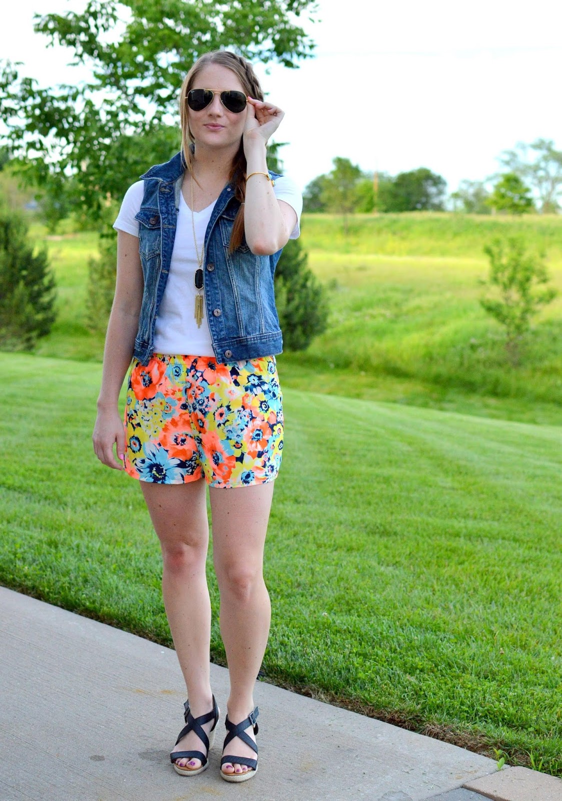 A Memory Of Us denim vest with floral shorts A Kansas City Fashion Blog
