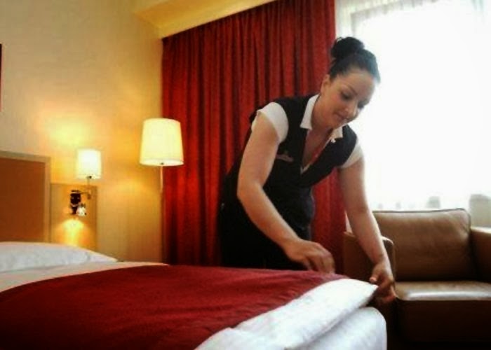 Room Hospitality School & Practice: Καμαριέρες ξενοδοχείων του Πάνου  Γεωργιάδη