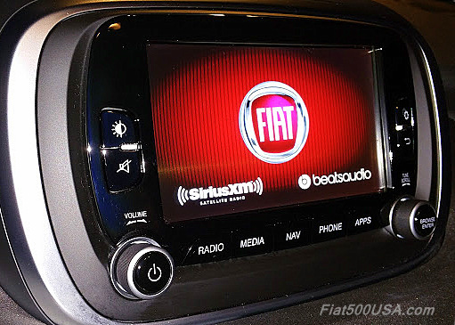 Fiat 500X Uconnect 6.5 Splash Screen