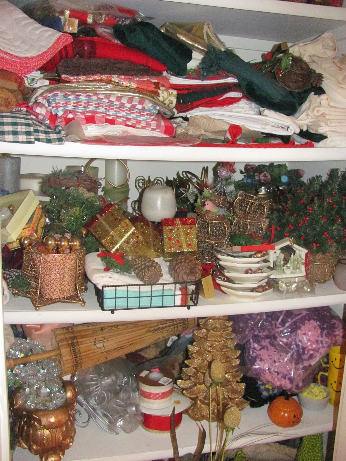 Christmas in July The Attic Adventures Bows, Pearls, and Texas Girls.