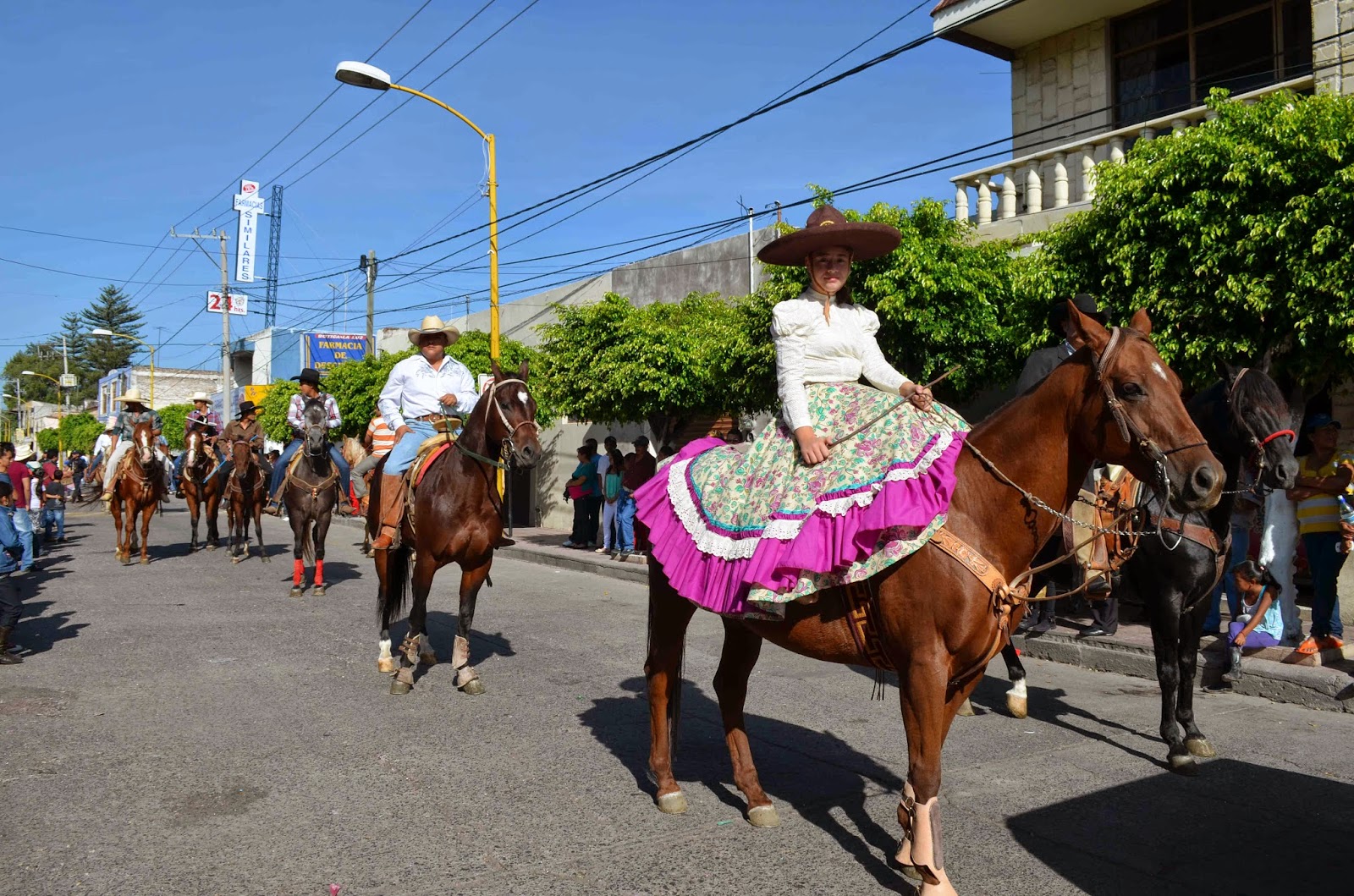 JARAL DEL PROGRESO ADMINISTRACION 20122015 GRITO DE INDEPENDENCIA Y DESFILE CONMEMORATIVO EN