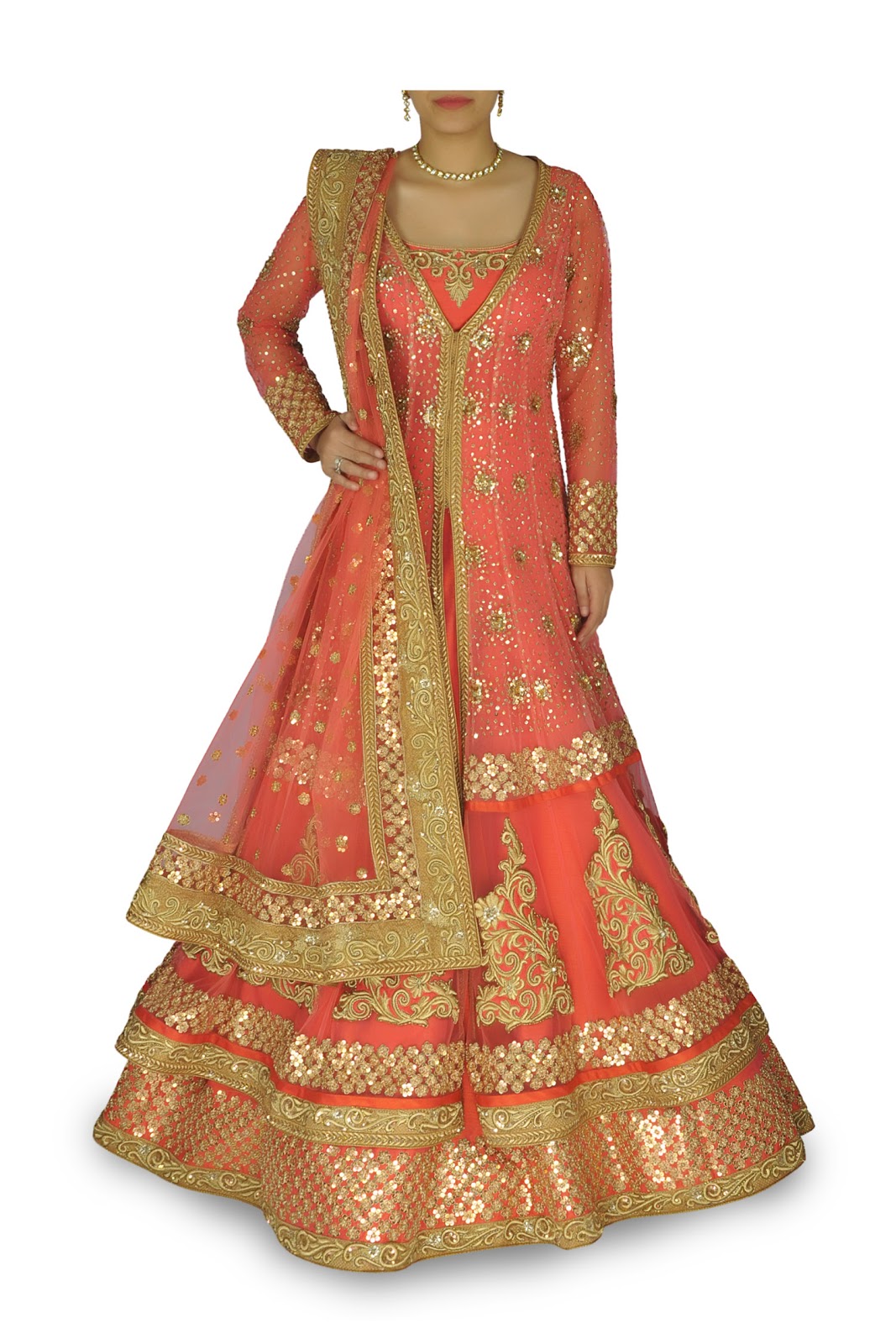 Elegant Indian Clothing & Wedding Outfits: Drape the Elegance of Traditional Ethnic Wear!