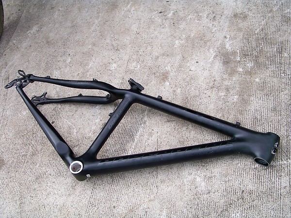 FRAME CARBON MTB ADRENALIN XC Harga: Rp. 2.500.000