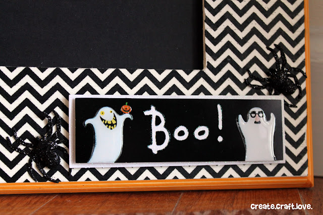 Washi Tape Halloween Frame via createcraftlove.com #washitape #halloween #frames