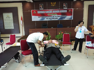 Meriahkan HUT Bhayangkara ke - 72, Anggota Polres Melawi dan Bhayangkari adakan aksi Donor Darah
