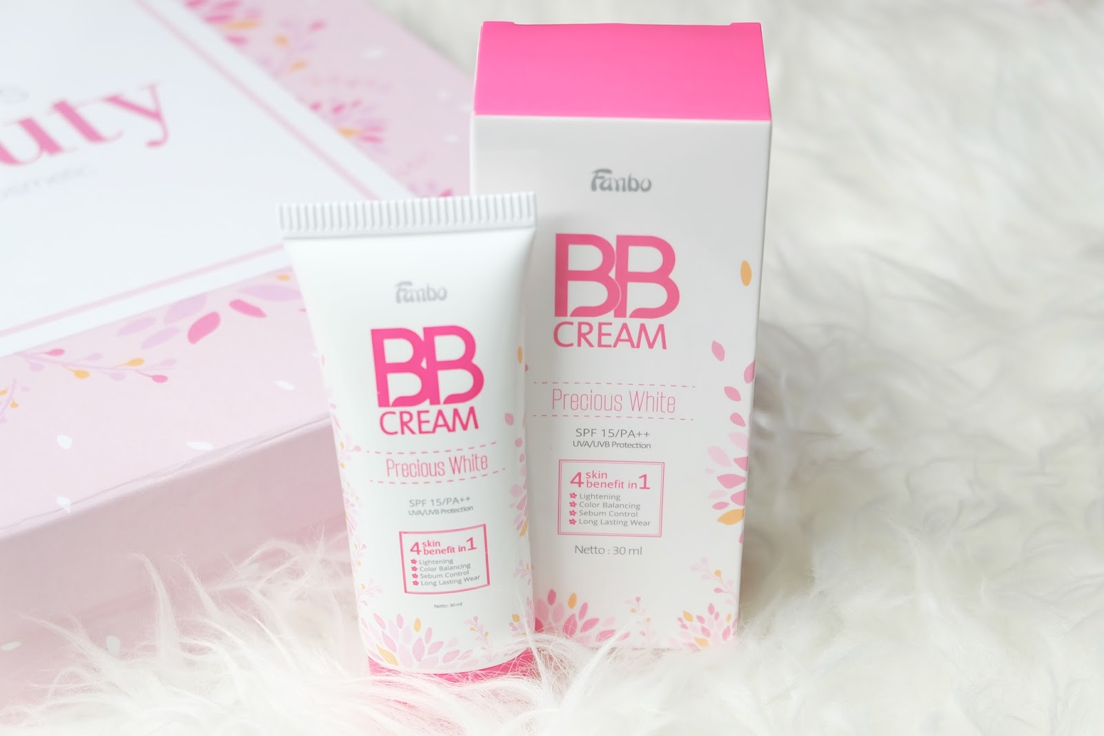 Вв крем 2013 года. Вв крем с миньоном. U plus bb cream spicule. Корейский крем вв спф 50 aspasia. Medb bb крем.